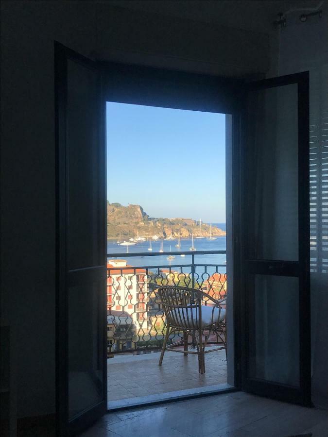 Baia Taormina Apartment Giardini Naxos Exterior photo